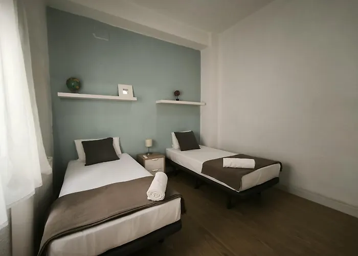 Florit Flats - The Ausias March Valencia